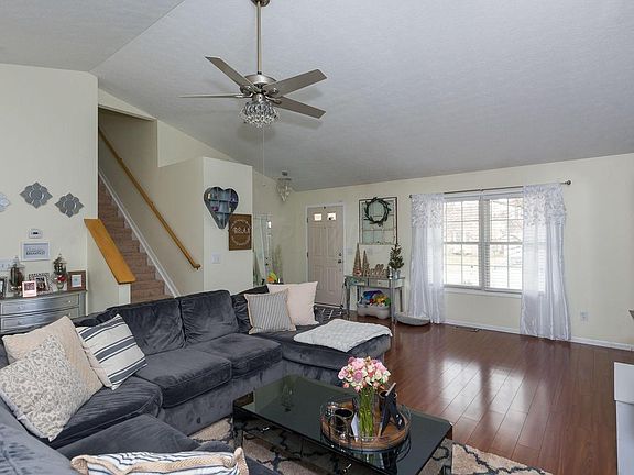 5th image of 8623 Smokey Hollow Dr