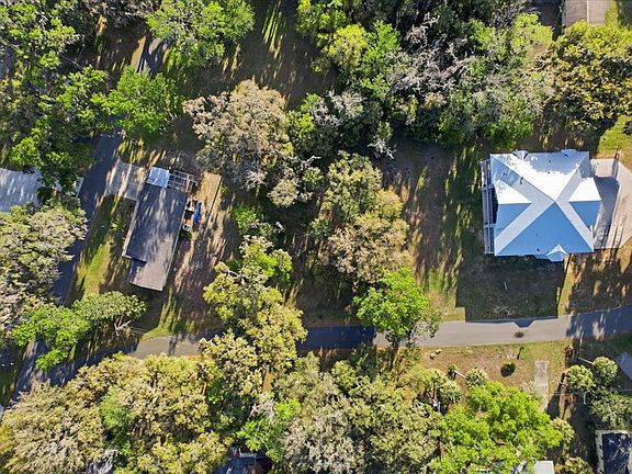 2nd image of 20 NW MAGNOLIA CIRCLE LOT 2