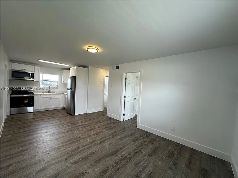 5841 SW 36th Ct #205 — Photo 3