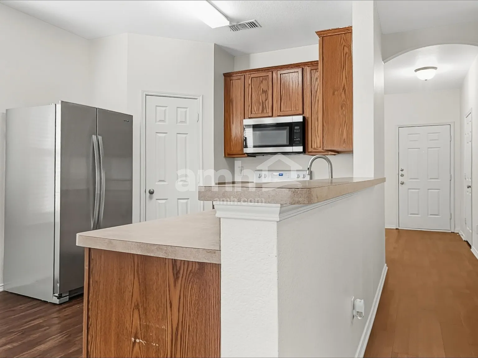4 bed, 2.0 bath, 1815 sqft, $2,195 — Photo 3