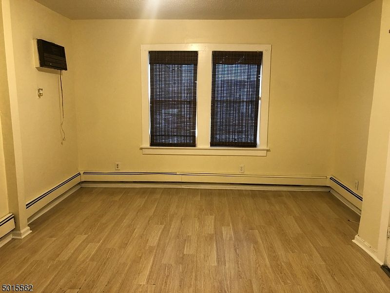 1st image of 189 Taylor St #1