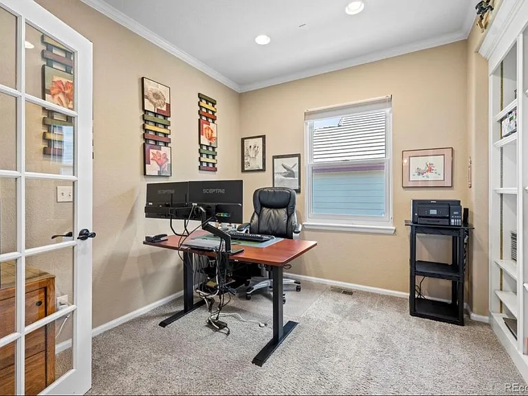 10350 Nottingham Dr — Photo 9
