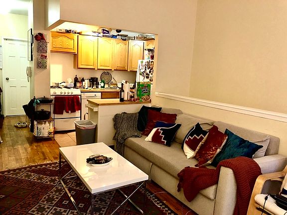 3rd image of 303 E 95th St #1E