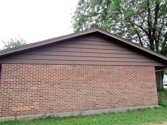 4th image of 104 Donna Dr