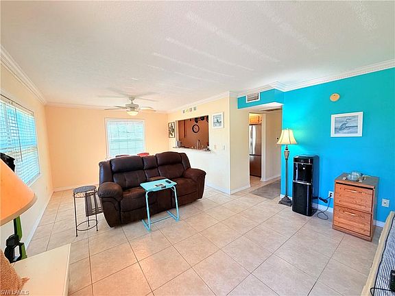 4th image of 3322 N Key DR #1