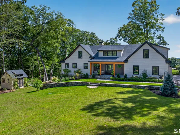 703 Fox Hopyard Road, East Haddam, CT 06423