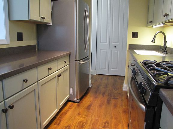 3rd image of 1126 S New Wilke Rd #3-308