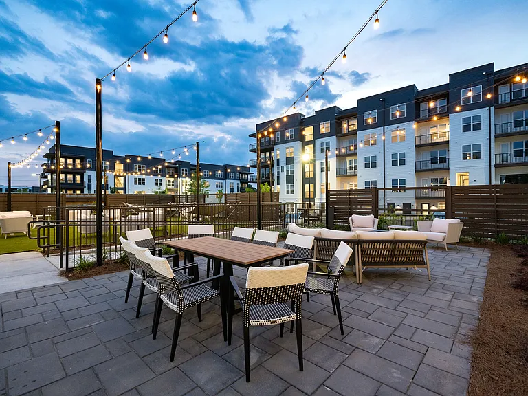 Solis Gainesville — Photo 26