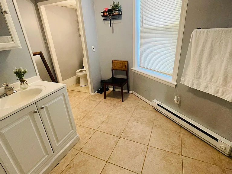 110 E Main St #1B — Photo 13