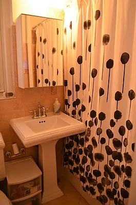 Rented by Georgine Podhorsky, LREB | media 11