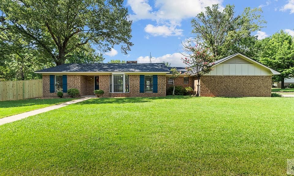 1st image of 6213 Polly Dr