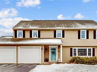 47 Westminster Dr, West Hartford, CT 06107