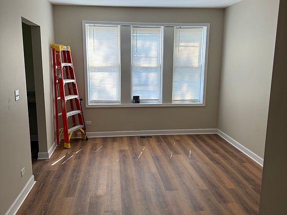 4th image of 2159 S Millard Ave APT 1R