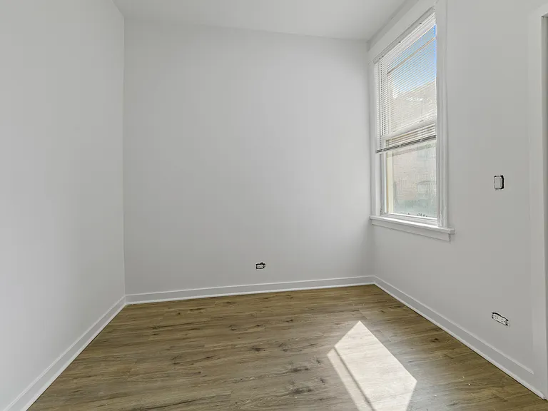 1349 W Taylor St #2F — Photo 13