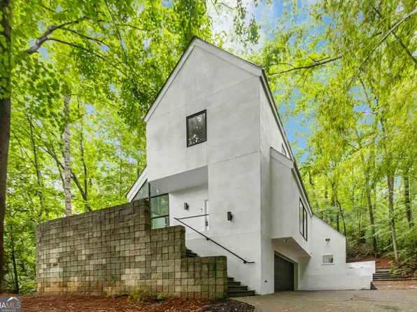 165 River North Walk, Atlanta, GA 30328