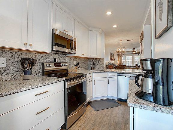 5th image of 1733 Sea Fair Dr Unit 12220