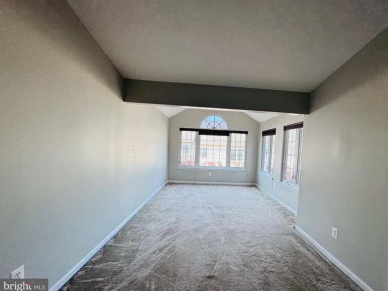 25211 Bald Eagle Ter — Photo 11