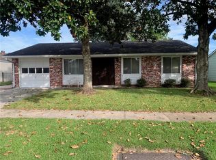 837 Matador Dr, Gretna, LA 70056