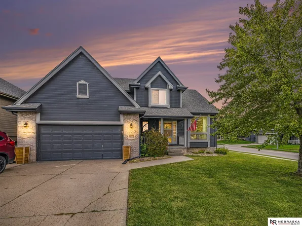 7803 N 85th St, Omaha, NE 68122