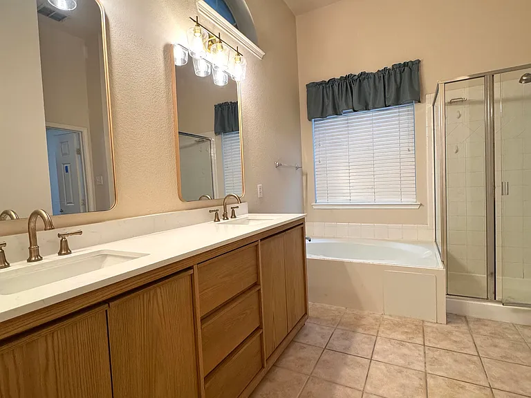 1625 Mineral Springs Dr — Photo 7