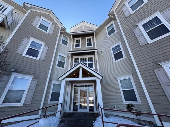 61 Pearl Street #33, Essex Junction, VT 05452