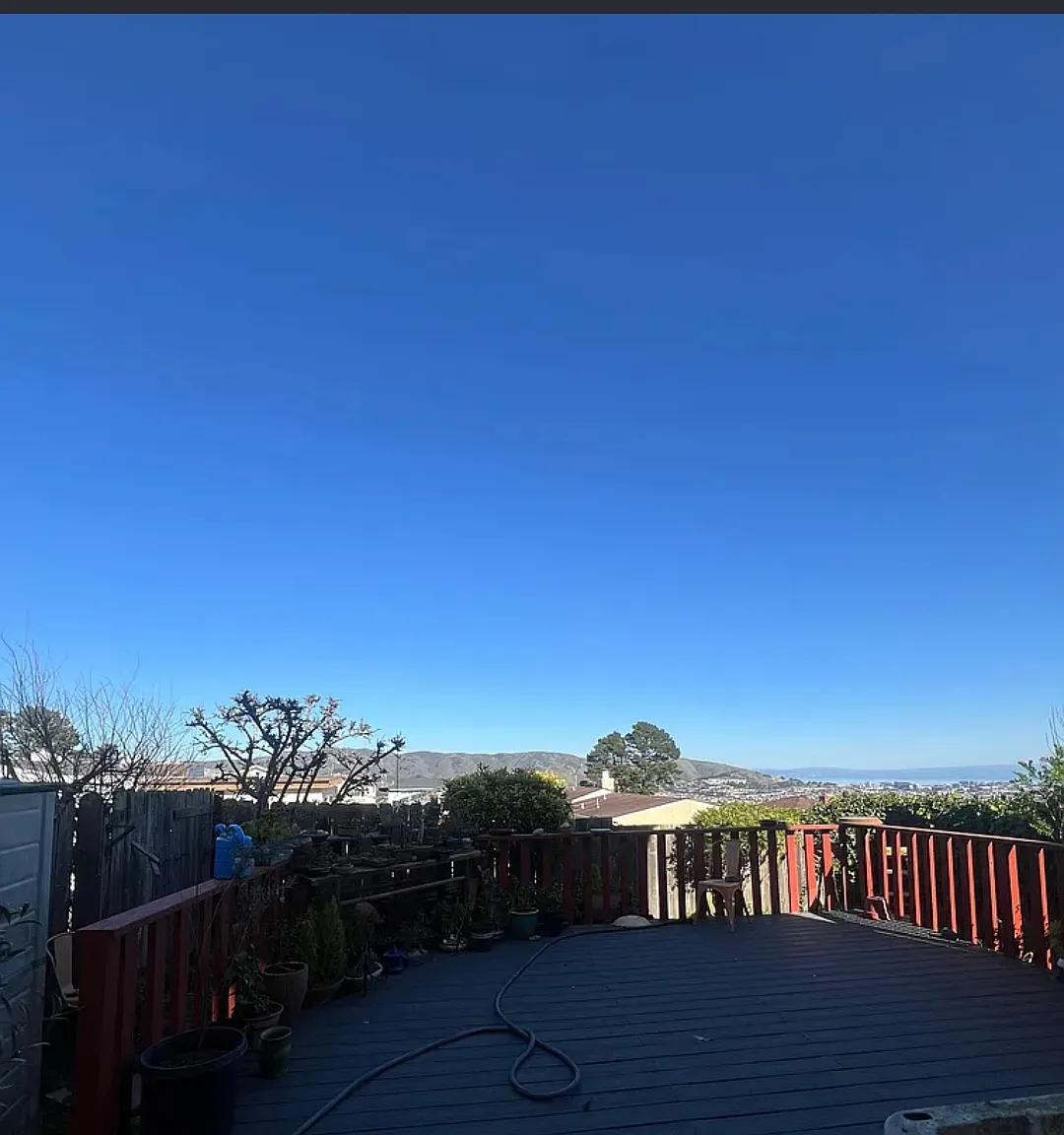1 bed, 1.5 bath, 2500 sqft, $950 — Photo 1