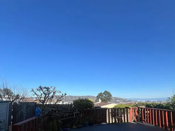 215 Dennis Dr, Daly City, CA 94015