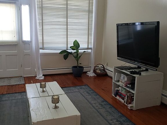 5th image of 5923 Gospel St APT 1