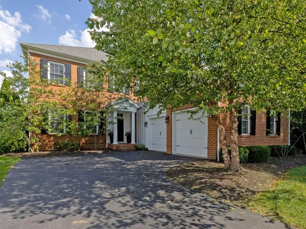 7800 Straits Ln, New Albany, OH 43054