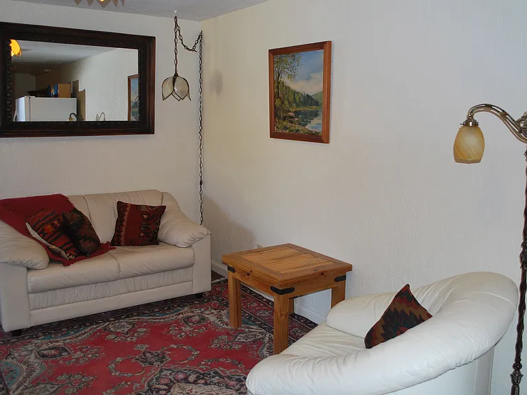 424 Apodaca Hill St #A — Photo 10