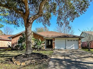 15822 Manfield Dr, Houston, TX 77082