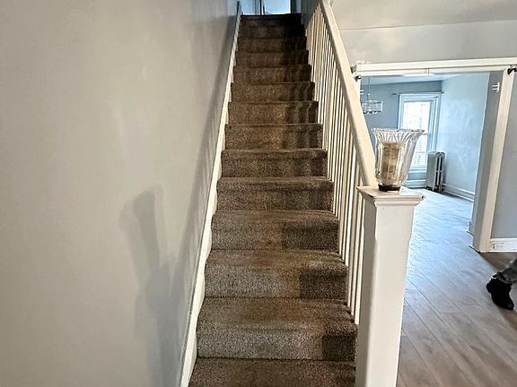 5th image of 5332 Master St
