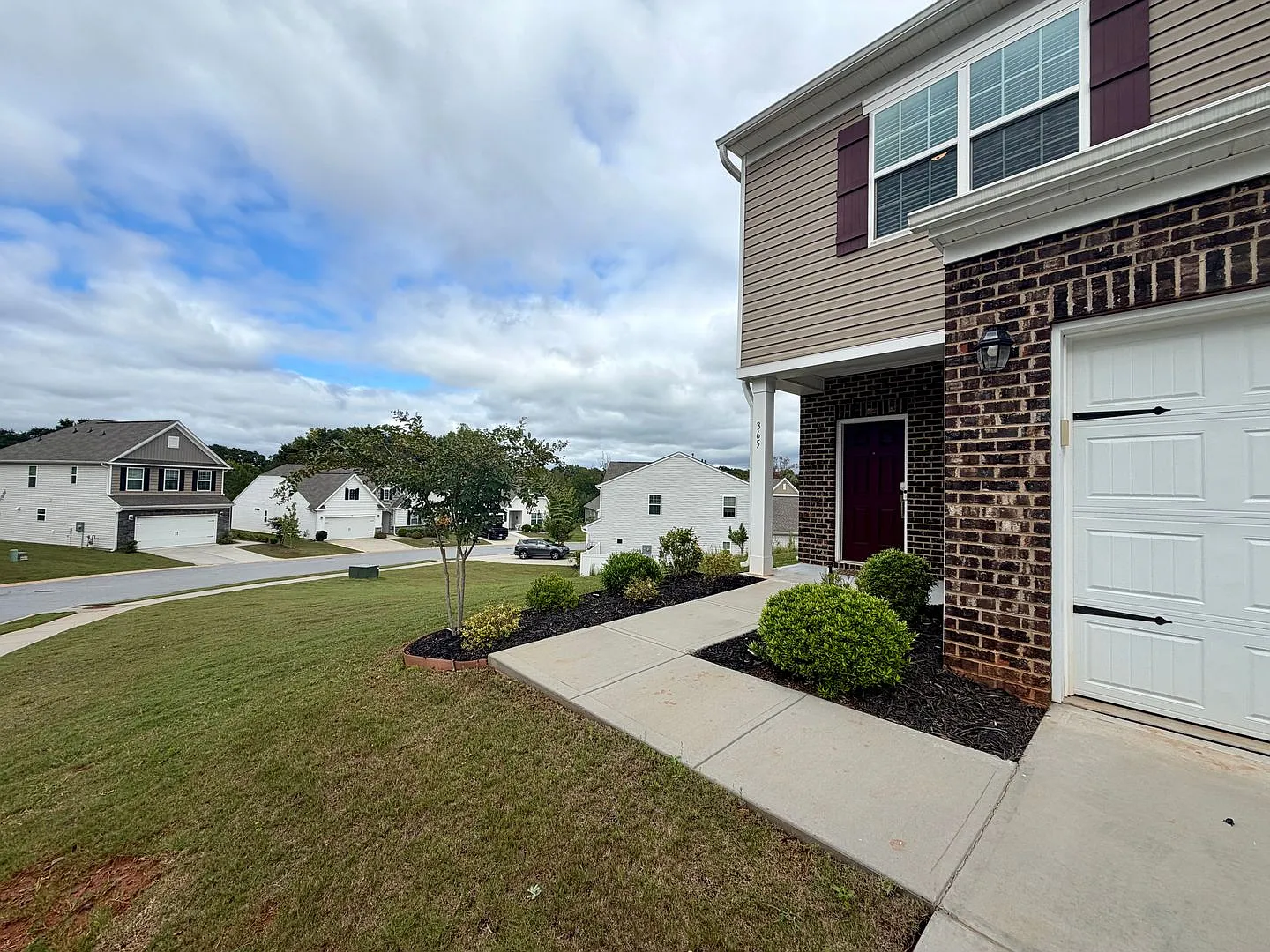 3 Bedroom New Construction Home on Corner Lot in Pendleton — Photo 3