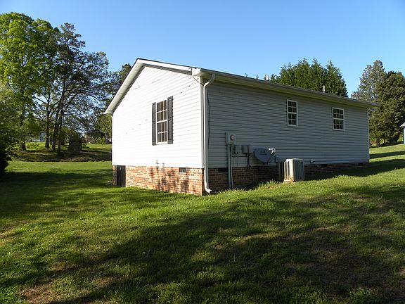 side-back  photo