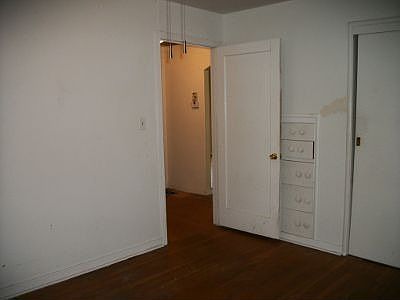 5th image of 2119 W Alpine Ave