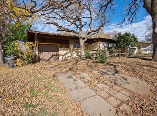 5545 Van Natta Ln, Fort Worth, TX 76112