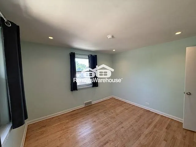 1535 Hudson St #3 — Photo 8