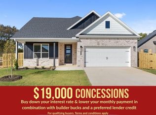 2124 Porter St, Pea Ridge, AR 72751