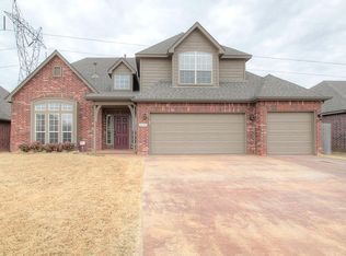 2725 W Quinton St, Broken Arrow, OK 74011