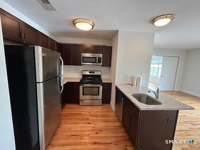 965 Hope St #303 — Photo 11
