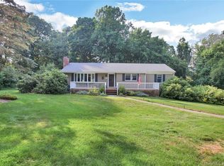 21 Ripton Rdg, Monroe, CT 06468