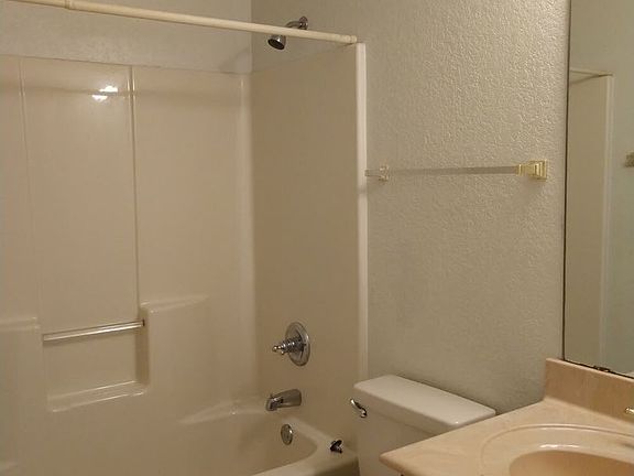 5th image of 5009 Fawn Dr