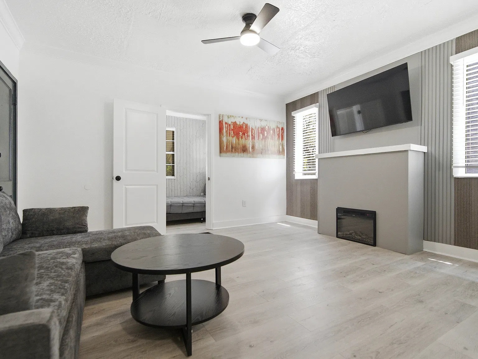 2 bed, 750 sqft, $1,790 — Photo 2