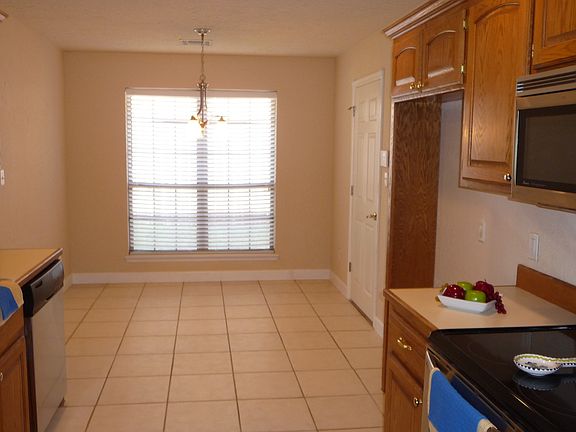 4th image of 6820 SW Drakestone Blvd