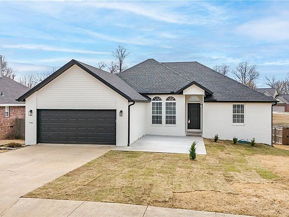 3rd image of 6148 W Pleasant Dr