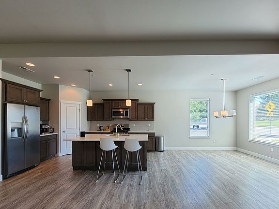 5th image of 2303 Parkview Ave