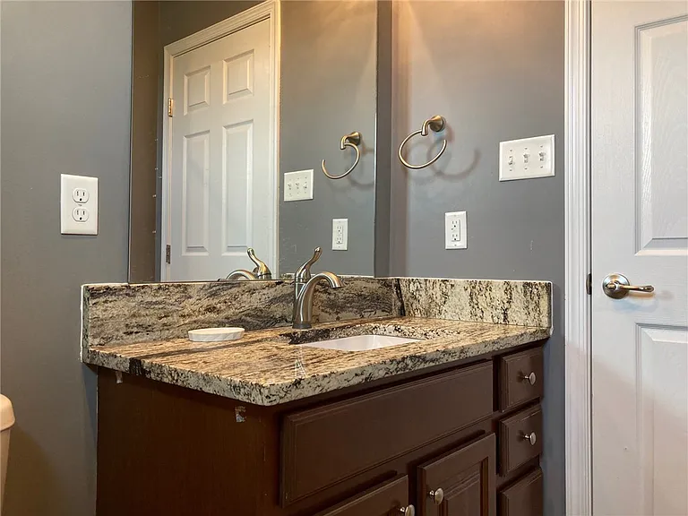 2379 Wheatland Cir — Photo 30