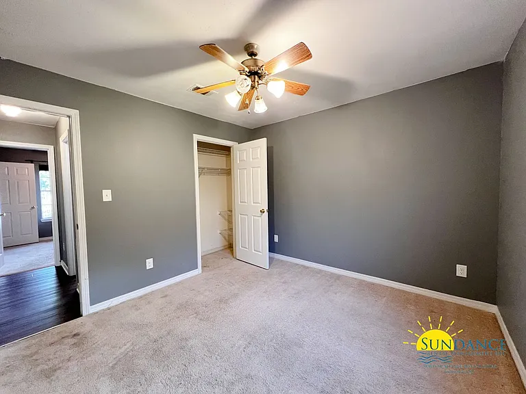 1211 Jefferyscot Dr — Photo 10