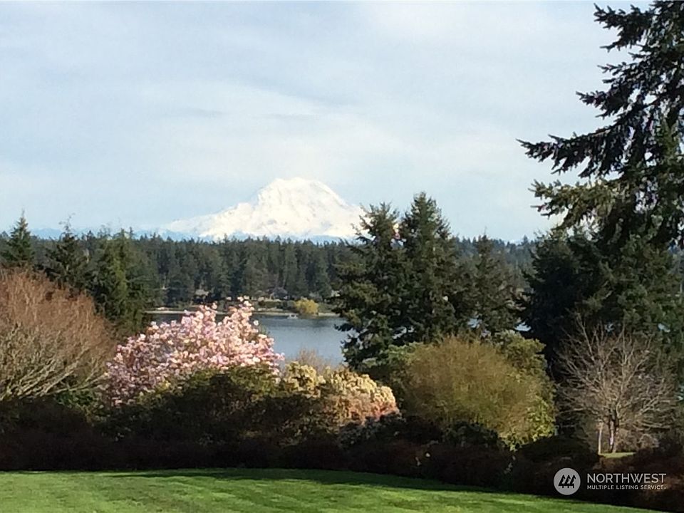 2nd image of 7806 Manzanita Drive NW