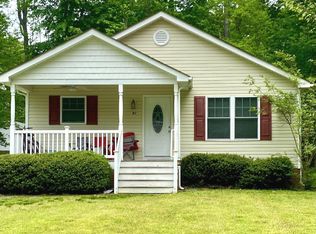 492 Rolando Dr, Colonial Beach, VA 22443